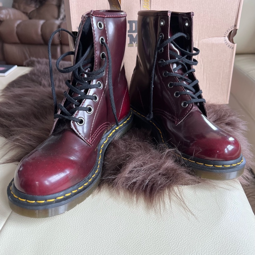 Dr Martens 1460 boots womens size 7